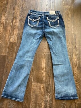 Grace in LA Jeans